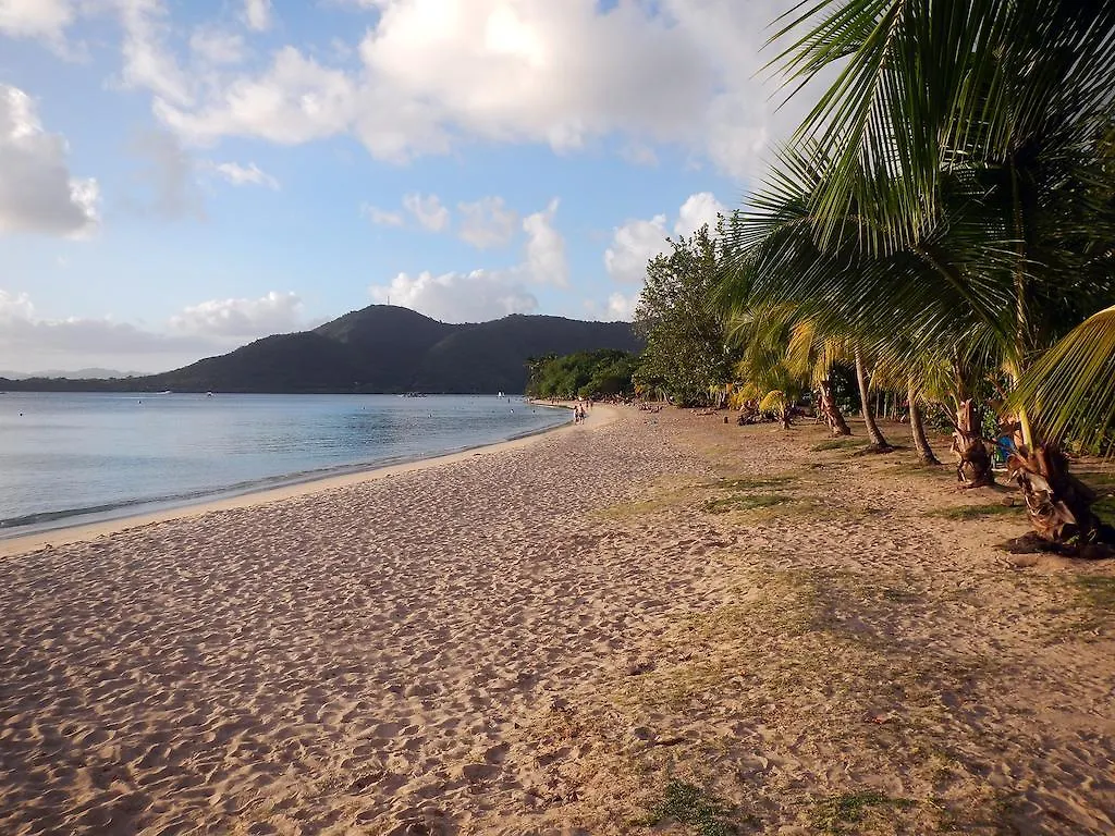 ** Кемпинг Airstream Paradise Villa Sainte-Anne Мартиника