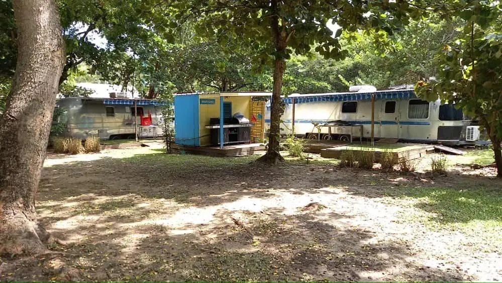 Airstream Paradise Bernard