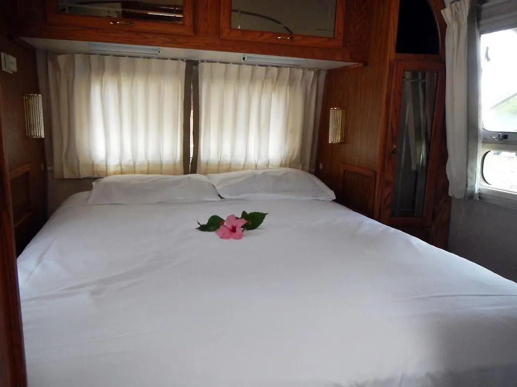 Airstream Paradise Bernard Martinik
